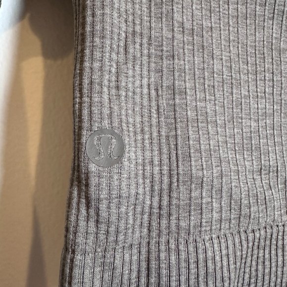 Lululemon Ebb to Street Long Sleeve Shirt Rover Size 4 - Picture 4 of 4